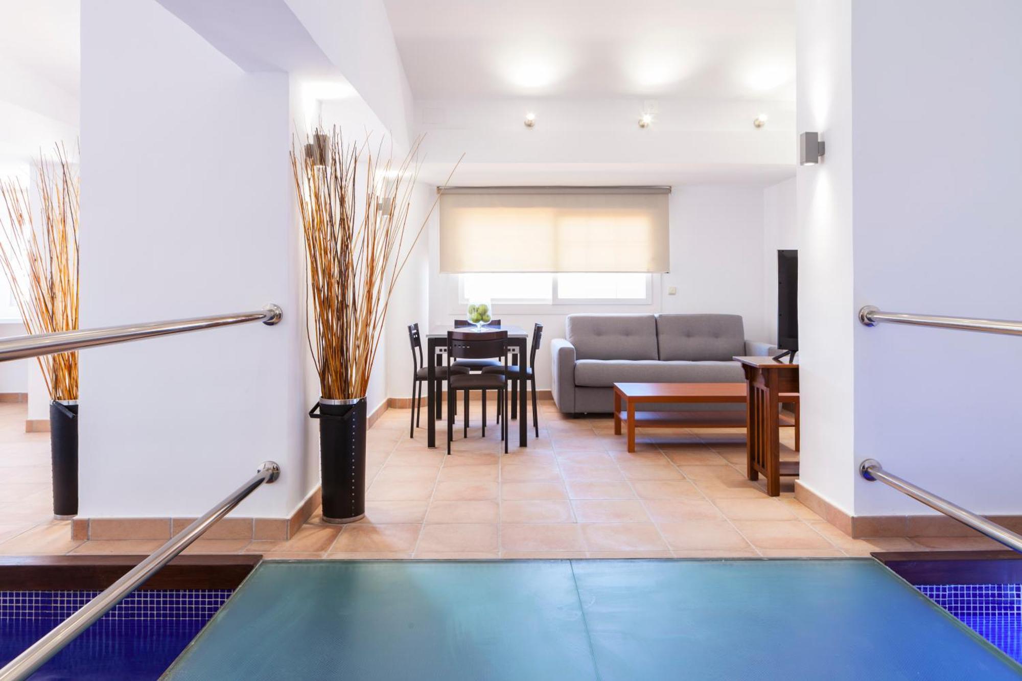 Apartamentos Mexico Вера Екстериор снимка